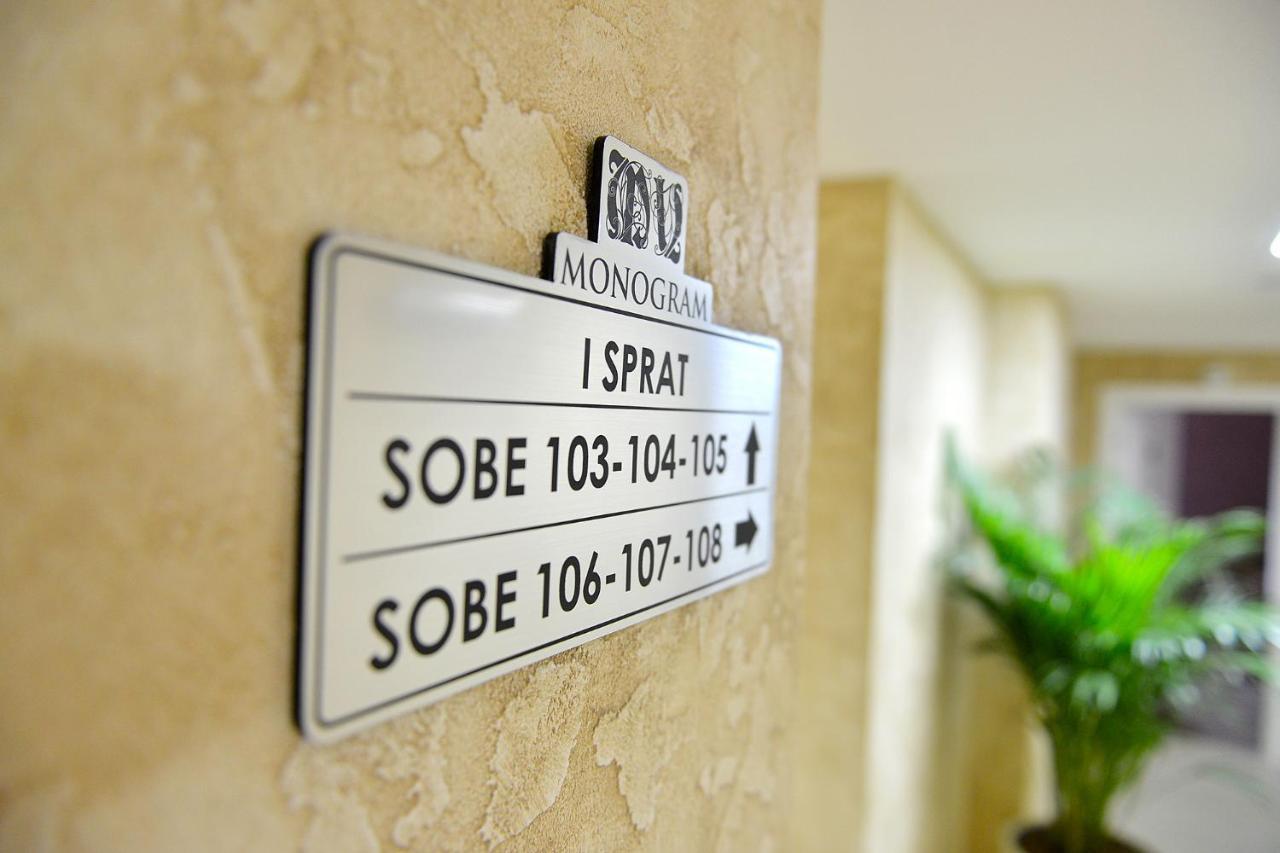 Mv Monogram Hotel Indija Bagian luar foto